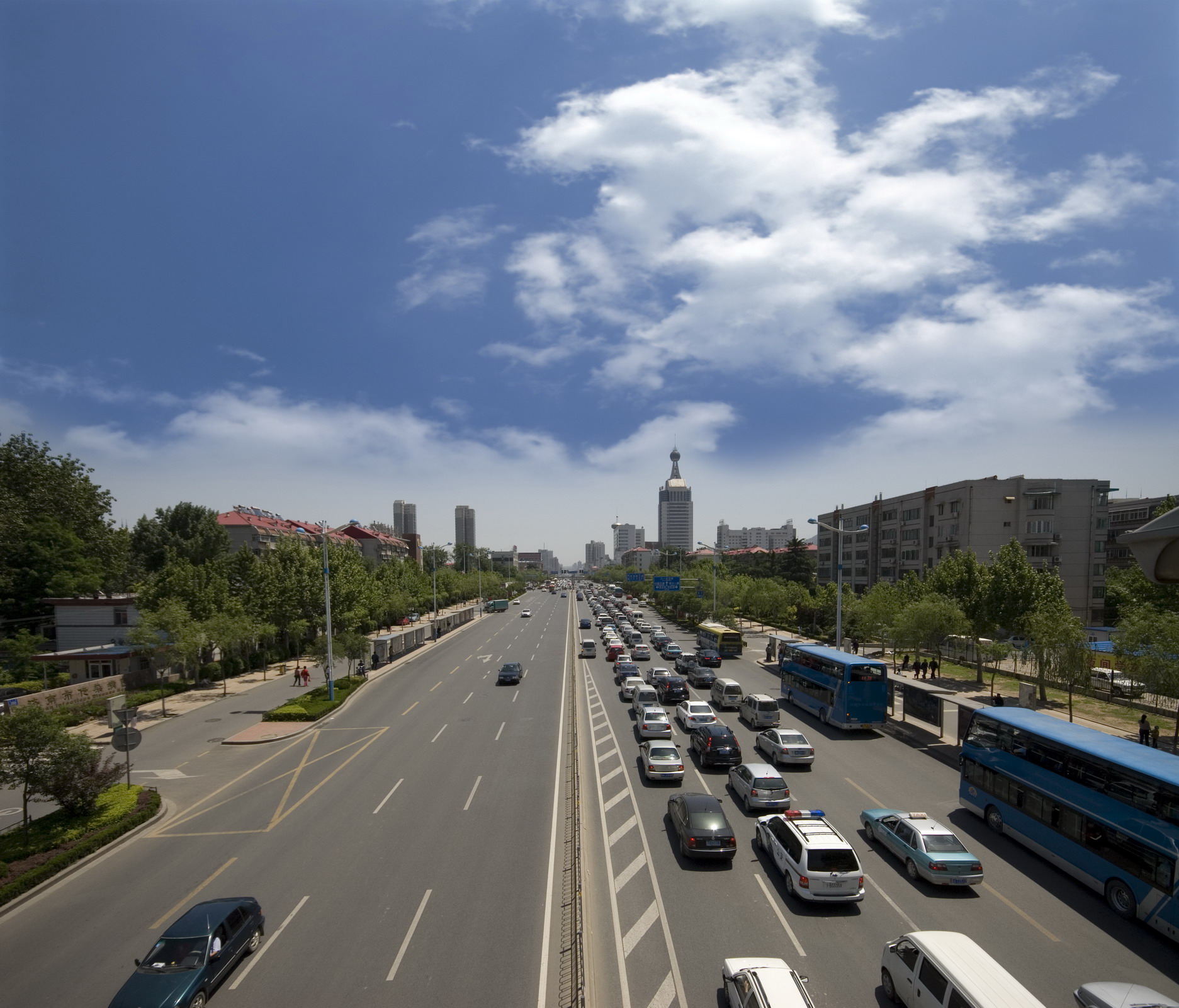 济南市经十路道路与环境建设工程